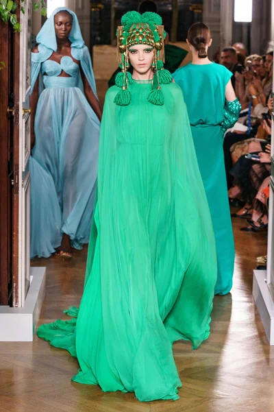 Look 37